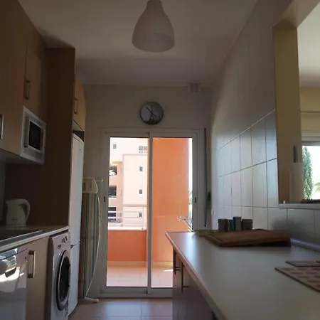 Fantastic With Pool Almost On The Sandy Beach! Apartamento Portimão